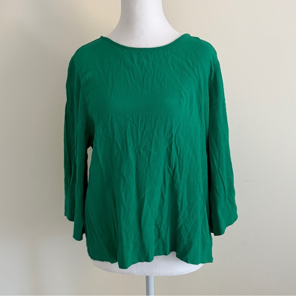 Sam & Lavi Green Blouse. Rayon. Size Medium Petite - Picture 4 of 10